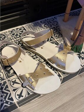 Girls' Metallic Gold Heart-Accent Ankle Strap Sandals